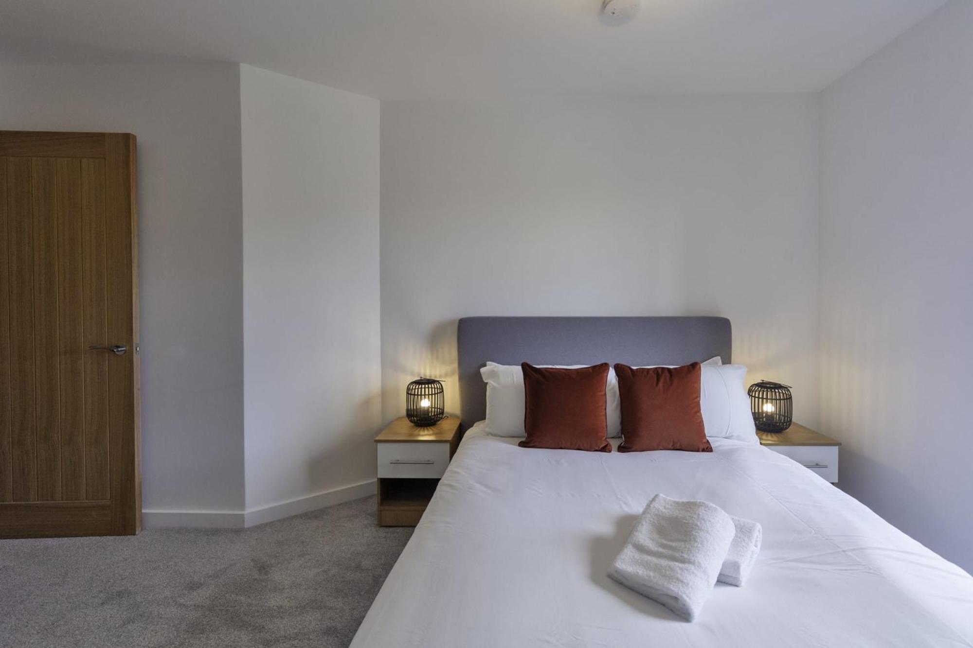 Lovely 2 Bedroom Apartment In Central Ashford Ashford  Exterior photo