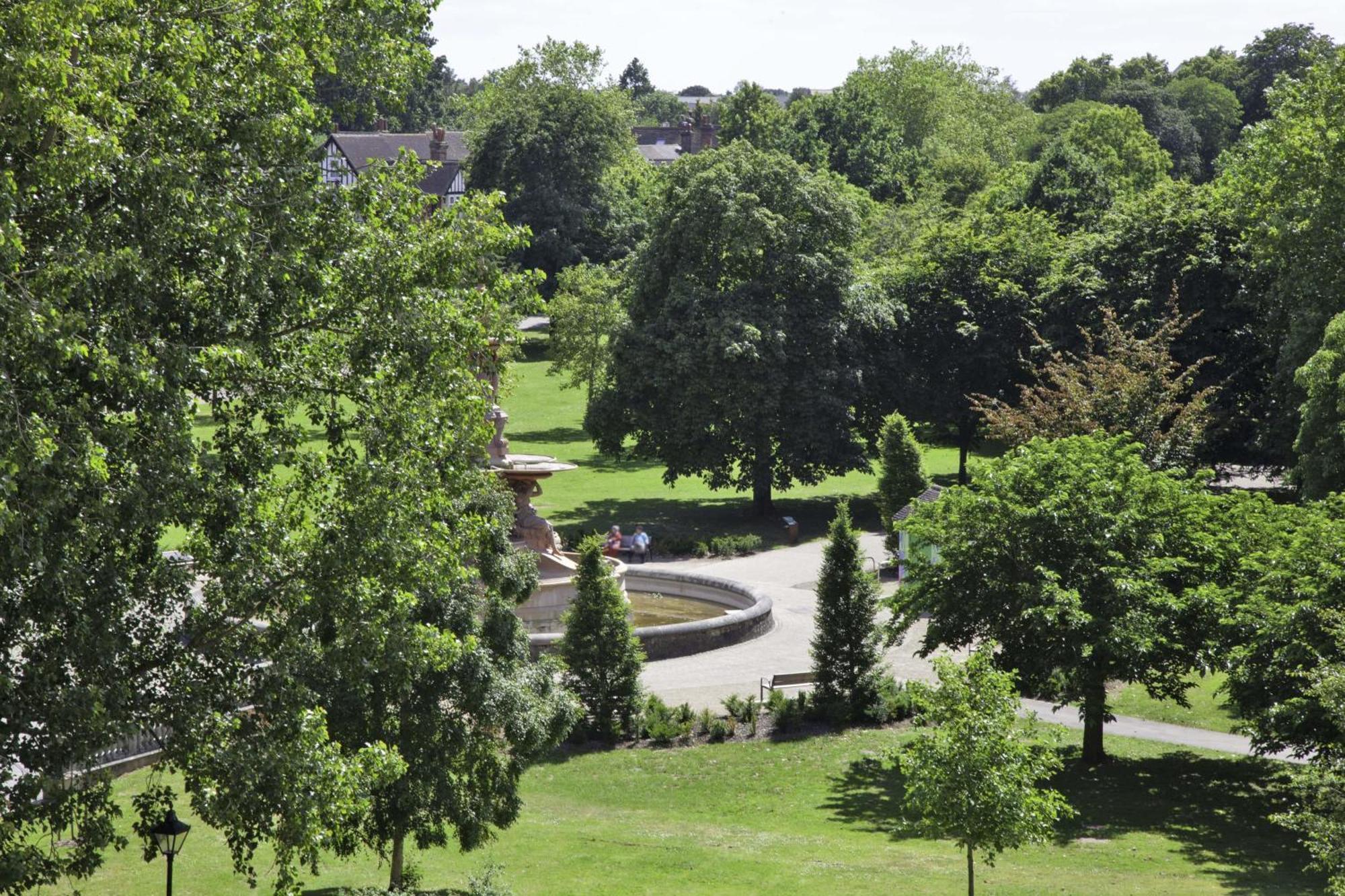 Lovely 2 Bedroom Apartment In Central Ashford Ashford  Exterior photo